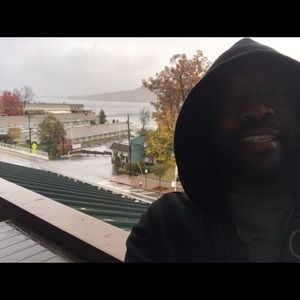 Meet your Posher, Todd